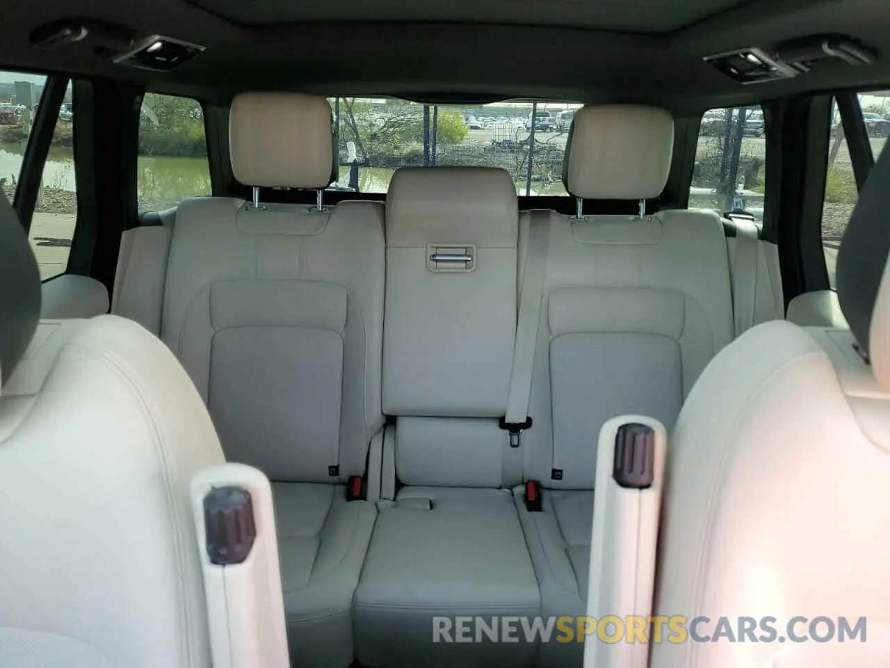 10 fotografías del automóvil dañado SALGS2RU8MA442026 LAND ROVER RANGEROVER 2021