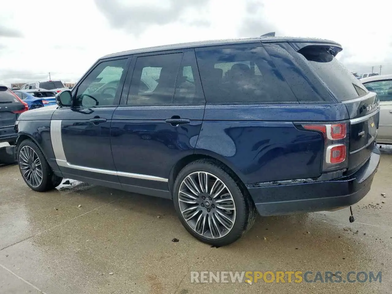 2 fotografías del automóvil dañado SALGS2SE2MA421028 LAND ROVER RANGEROVER 2021