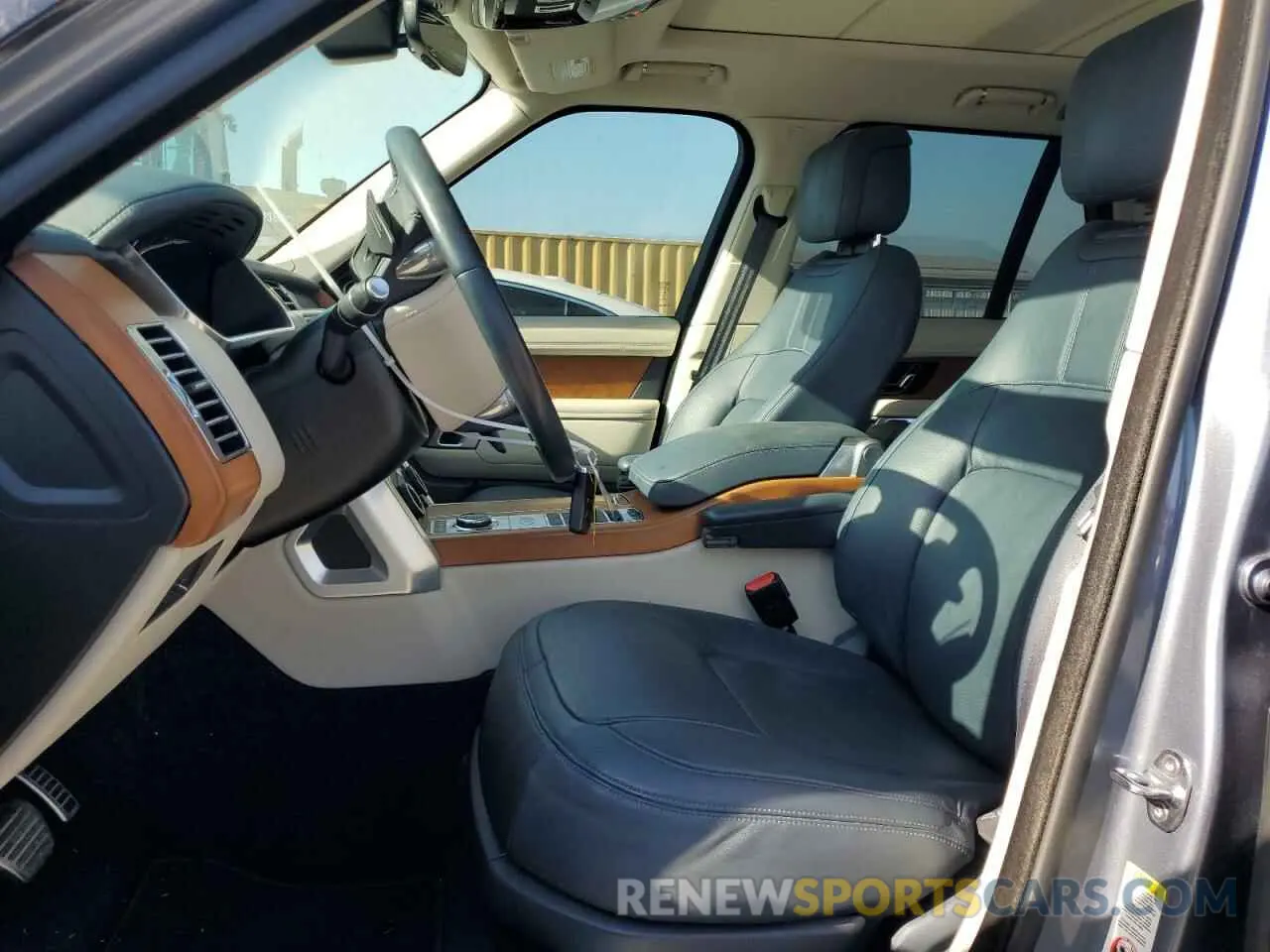 7 fotografías del automóvil dañado SALGS2SE3MA428313 LAND ROVER RANGEROVER 2021