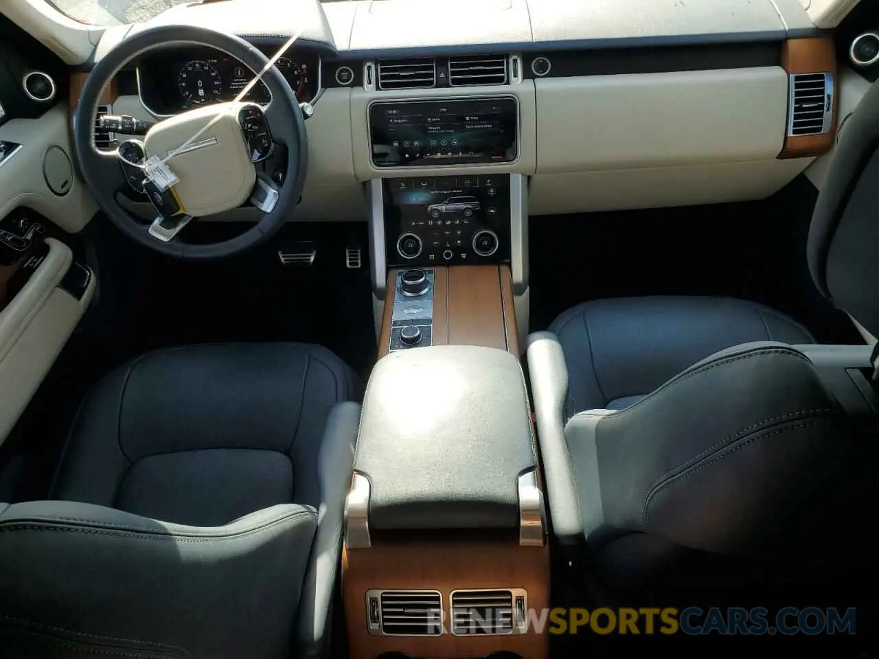 8 fotografías del automóvil dañado SALGS2SE3MA428313 LAND ROVER RANGEROVER 2021