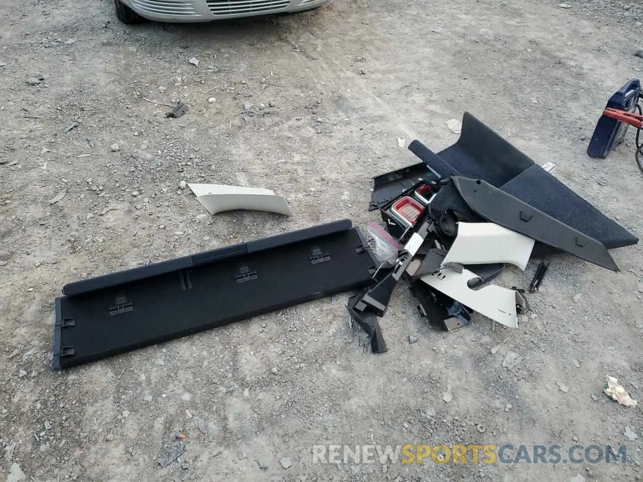13 fotografías del automóvil dañado SALGS2SE8MA439422 LAND ROVER RANGEROVER 2021