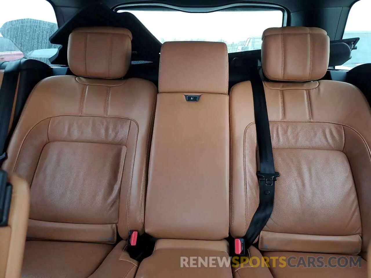 10 fotografías del automóvil dañado SALGU2SE4MA429206 LAND ROVER RANGEROVER 2021