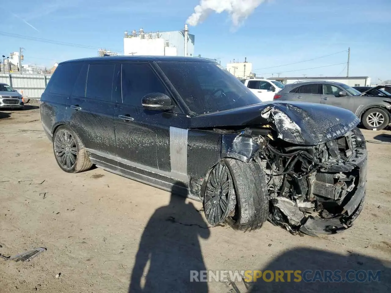 4 fotografías del automóvil dañado SALGV2SE3MA423815 LAND ROVER RANGEROVER 2021