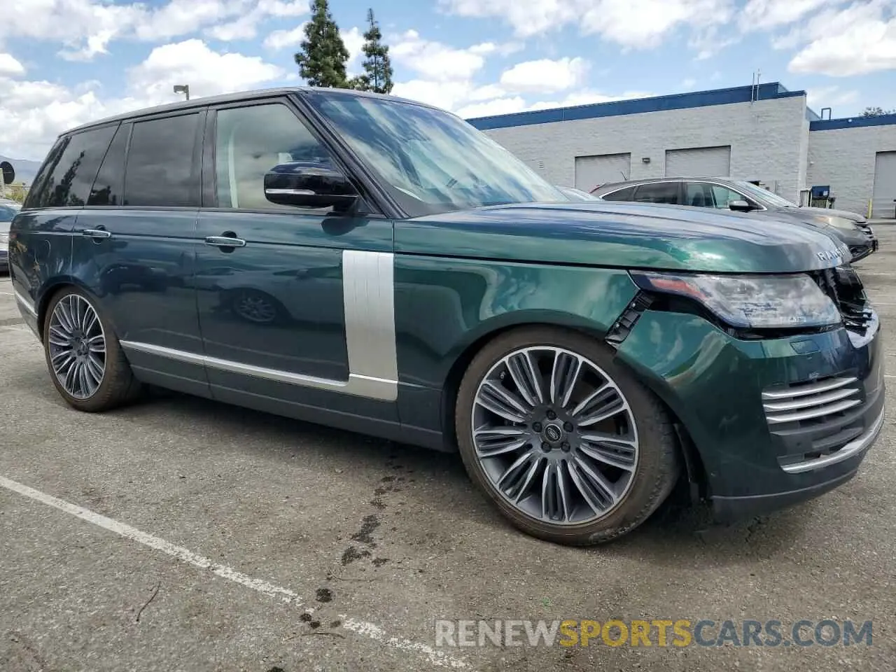 4 fotografías del automóvil dañado SALGV2SEXMA425822 LAND ROVER RANGEROVER 2021