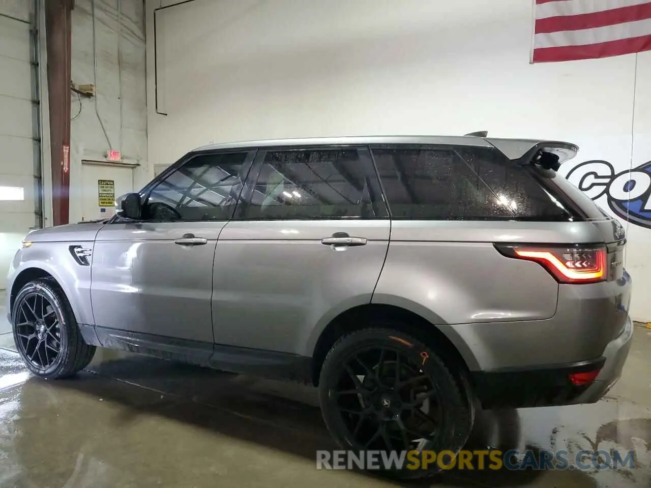 2 fotografías del automóvil dañado SALWG2SU4MA783321 LAND ROVER RANGEROVER 2021