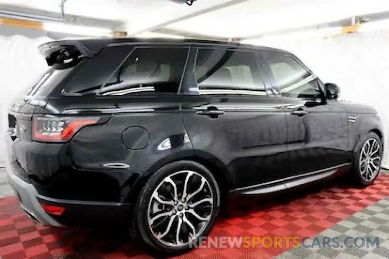 4 fotografías del automóvil dañado SALWG2SUXMA760365 LAND ROVER RANGEROVER 2021