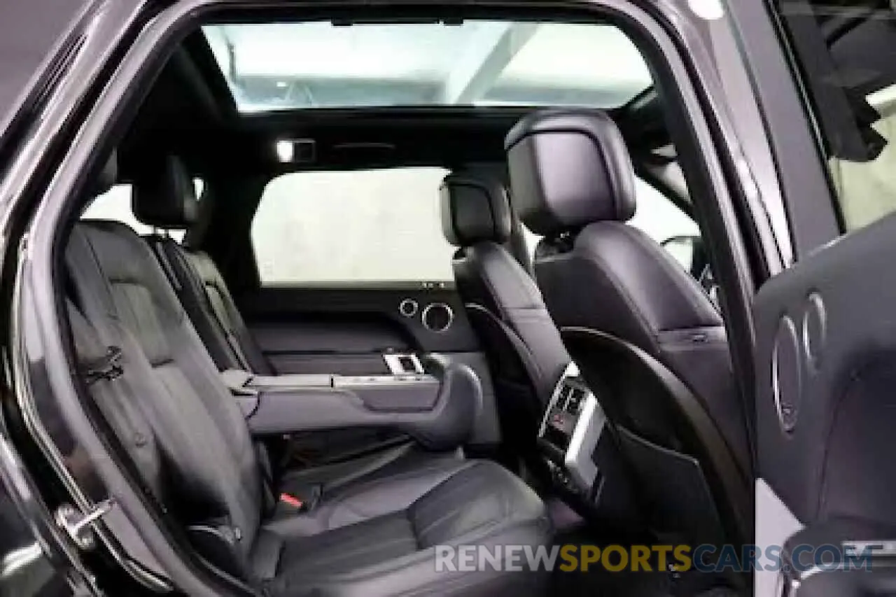 6 fotografías del automóvil dañado SALWG2SUXMA760365 LAND ROVER RANGEROVER 2021