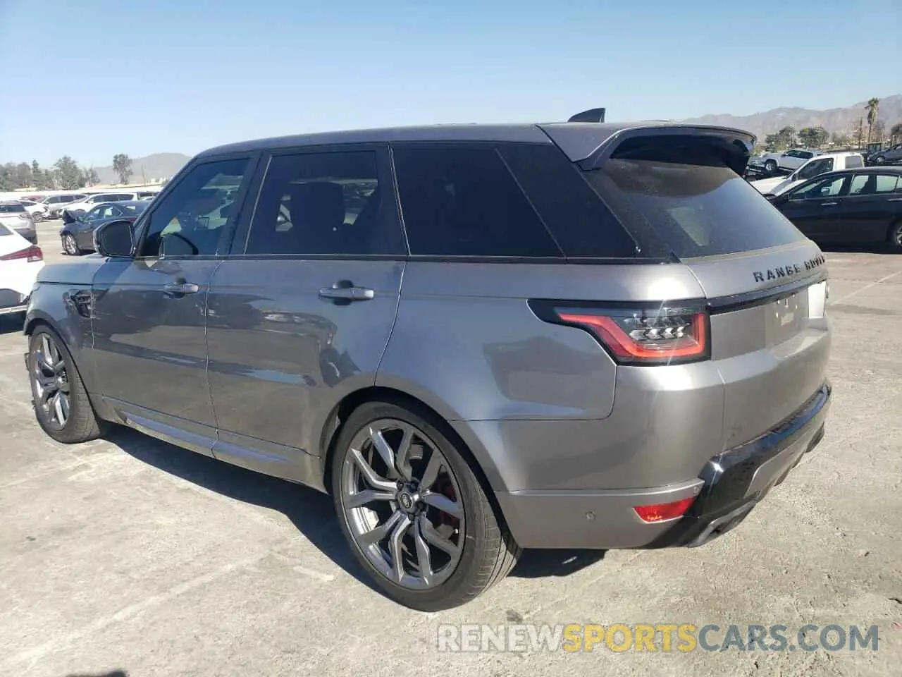 2 fotografías del automóvil dañado SALWR2SE7MA749066 LAND ROVER RANGEROVER 2021