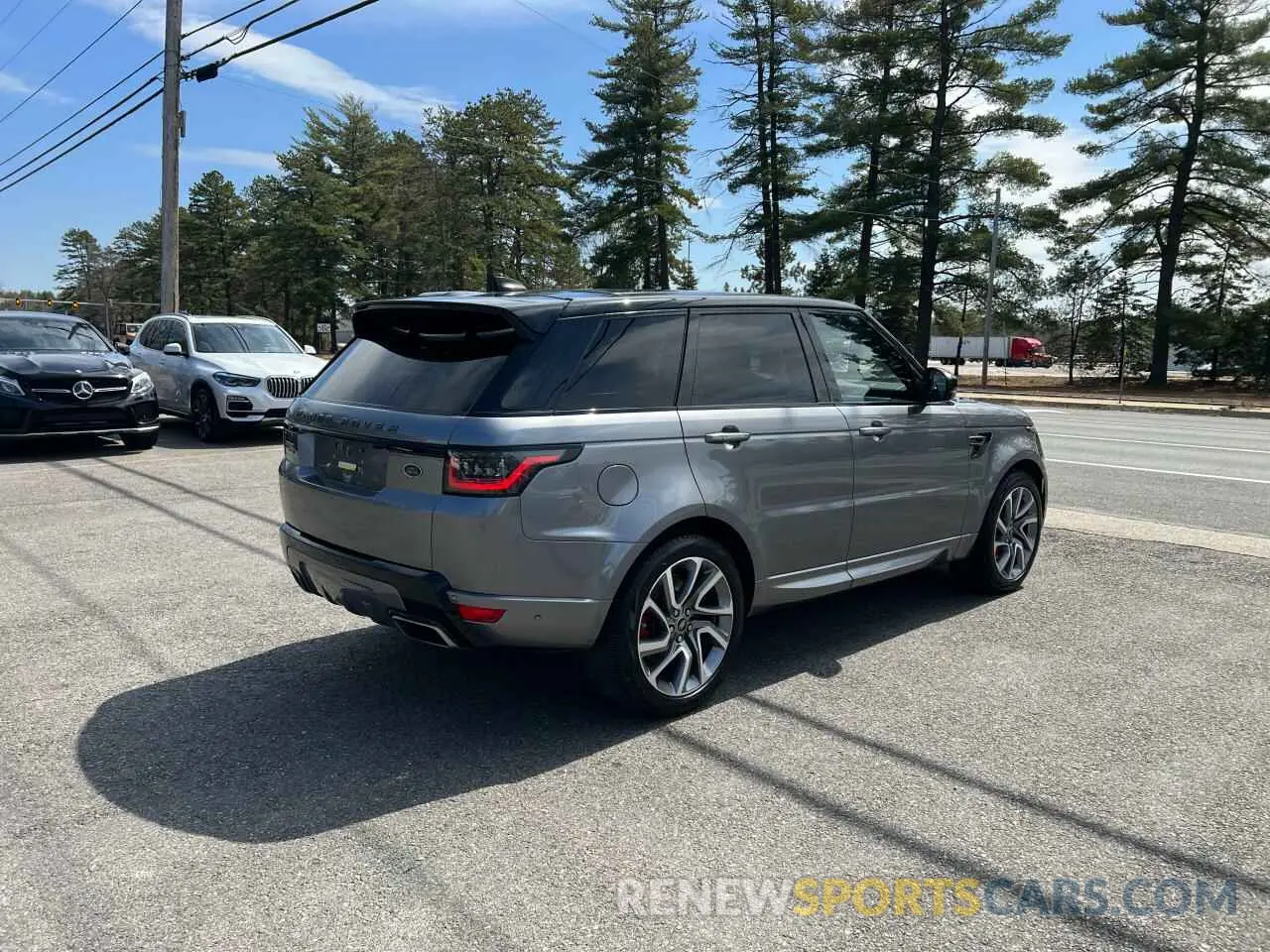 4 fotografías del automóvil dañado SALWR2SE7MA770385 LAND ROVER RANGEROVER 2021