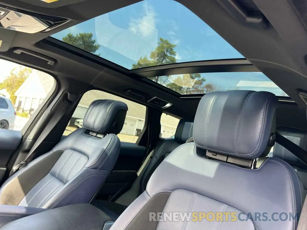 9 fotografías del automóvil dañado SALWR2SE7MA770385 LAND ROVER RANGEROVER 2021