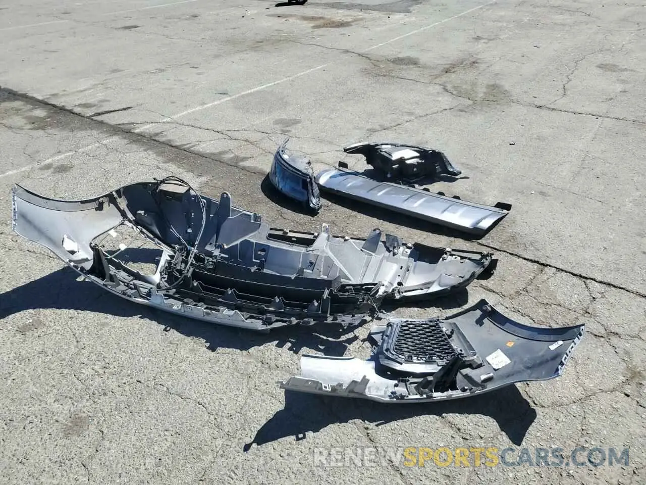 13 fotografías del automóvil dañado SALWR4RY8MA756877 LAND ROVER RANGEROVER 2021
