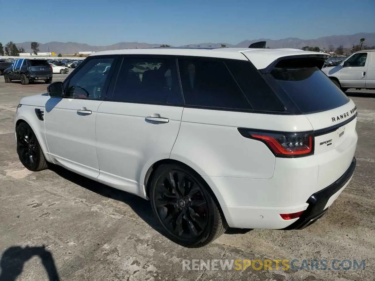 2 fotografías del automóvil dañado SALWS2RU9MA749619 LAND ROVER RANGEROVER 2021