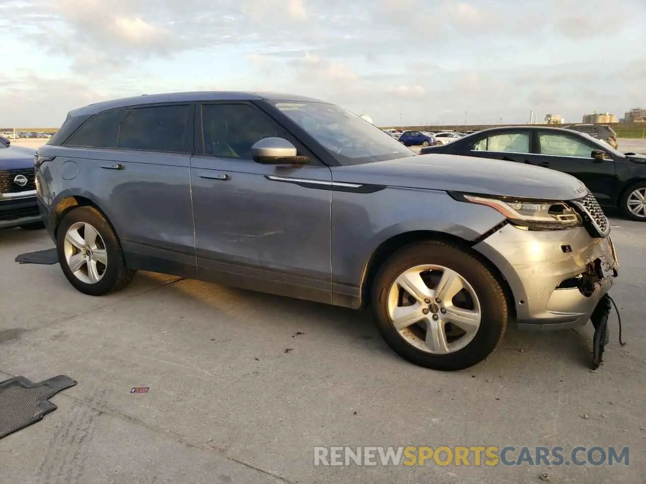 4 fotografías del automóvil dañado SALYJ2EX1MA310233 LAND ROVER RANGEROVER 2021