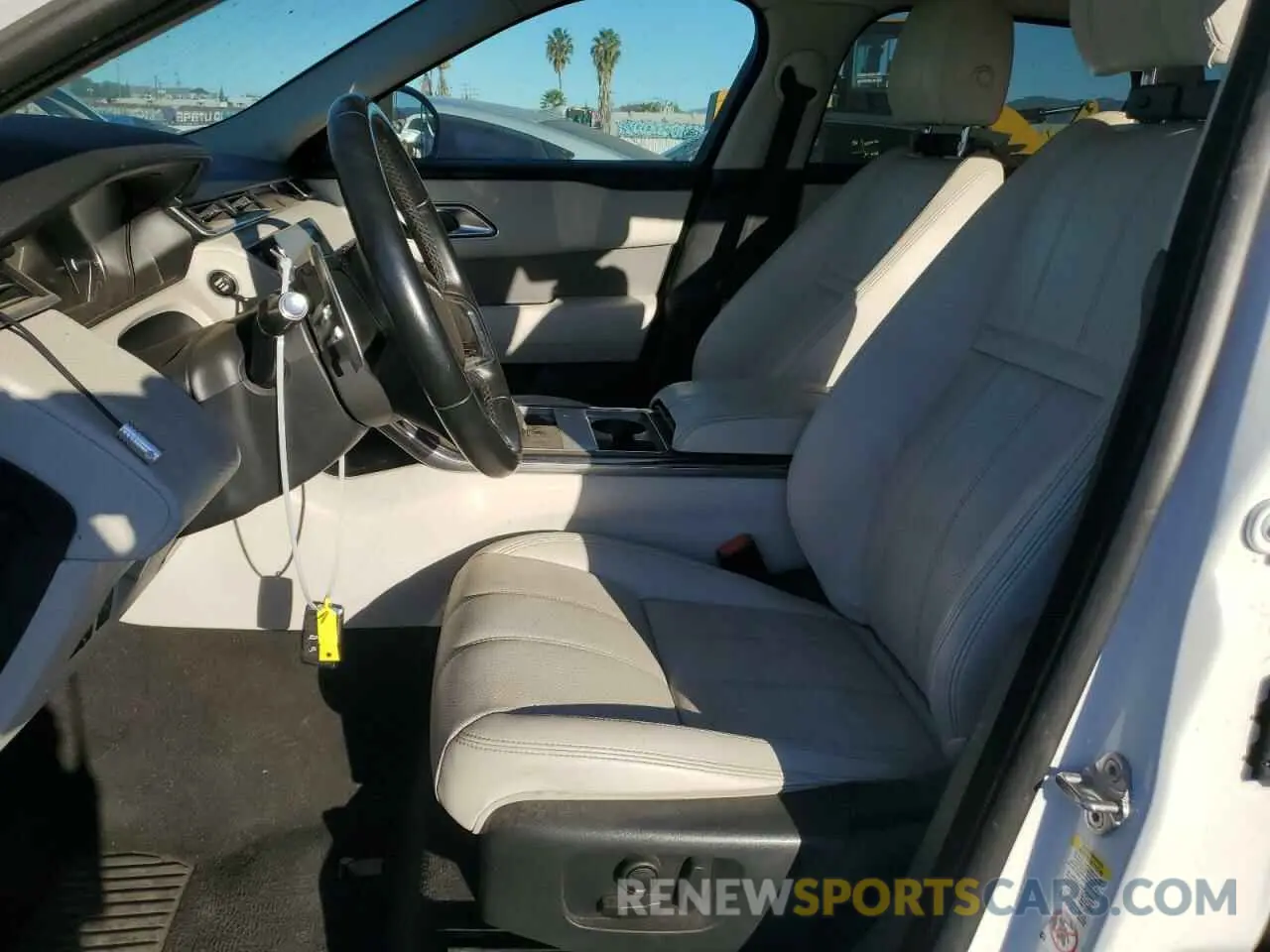 7 fotografías del automóvil dañado SALYJ2EX2MA315599 LAND ROVER RANGEROVER 2021