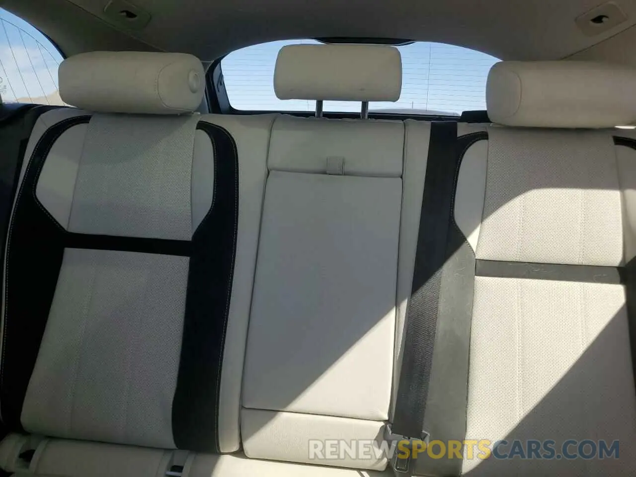 10 fotografías del automóvil dañado SALYJ2EX4MA311182 LAND ROVER RANGEROVER 2021