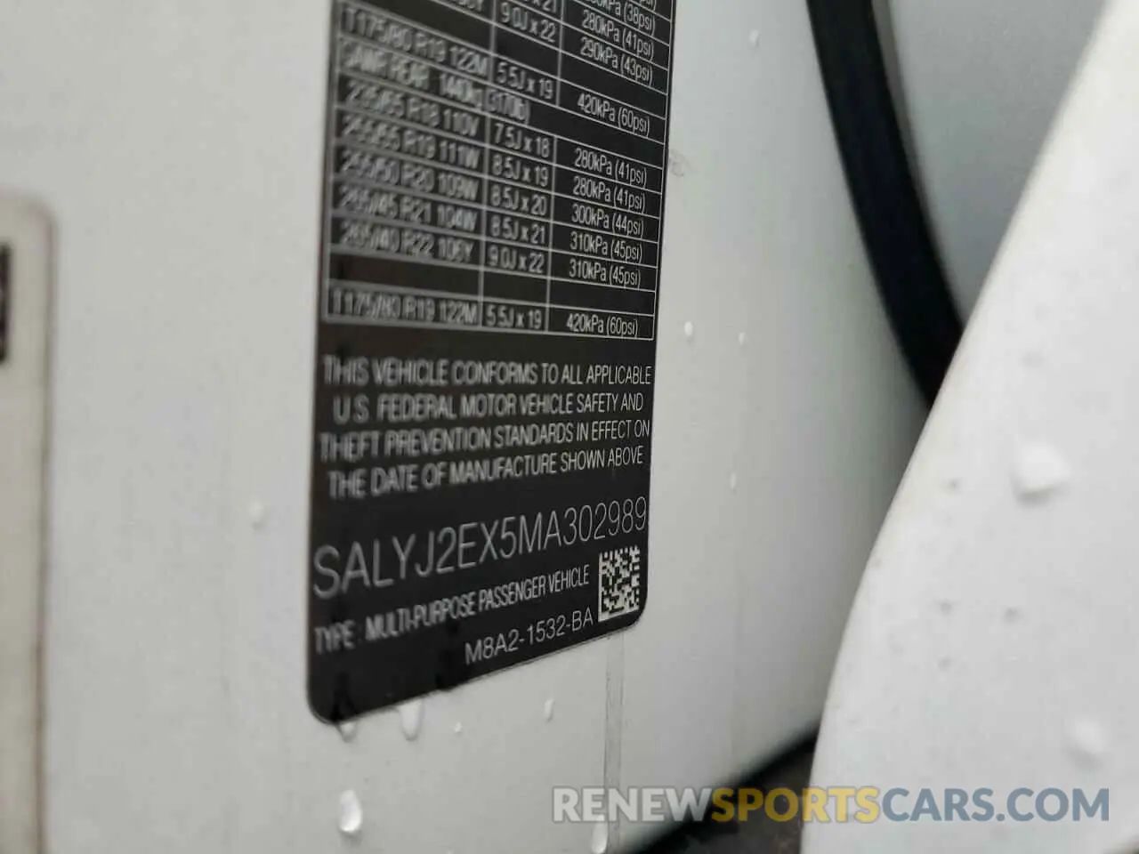 14 fotografías del automóvil dañado SALYJ2EX5MA302989 LAND ROVER RANGEROVER 2021