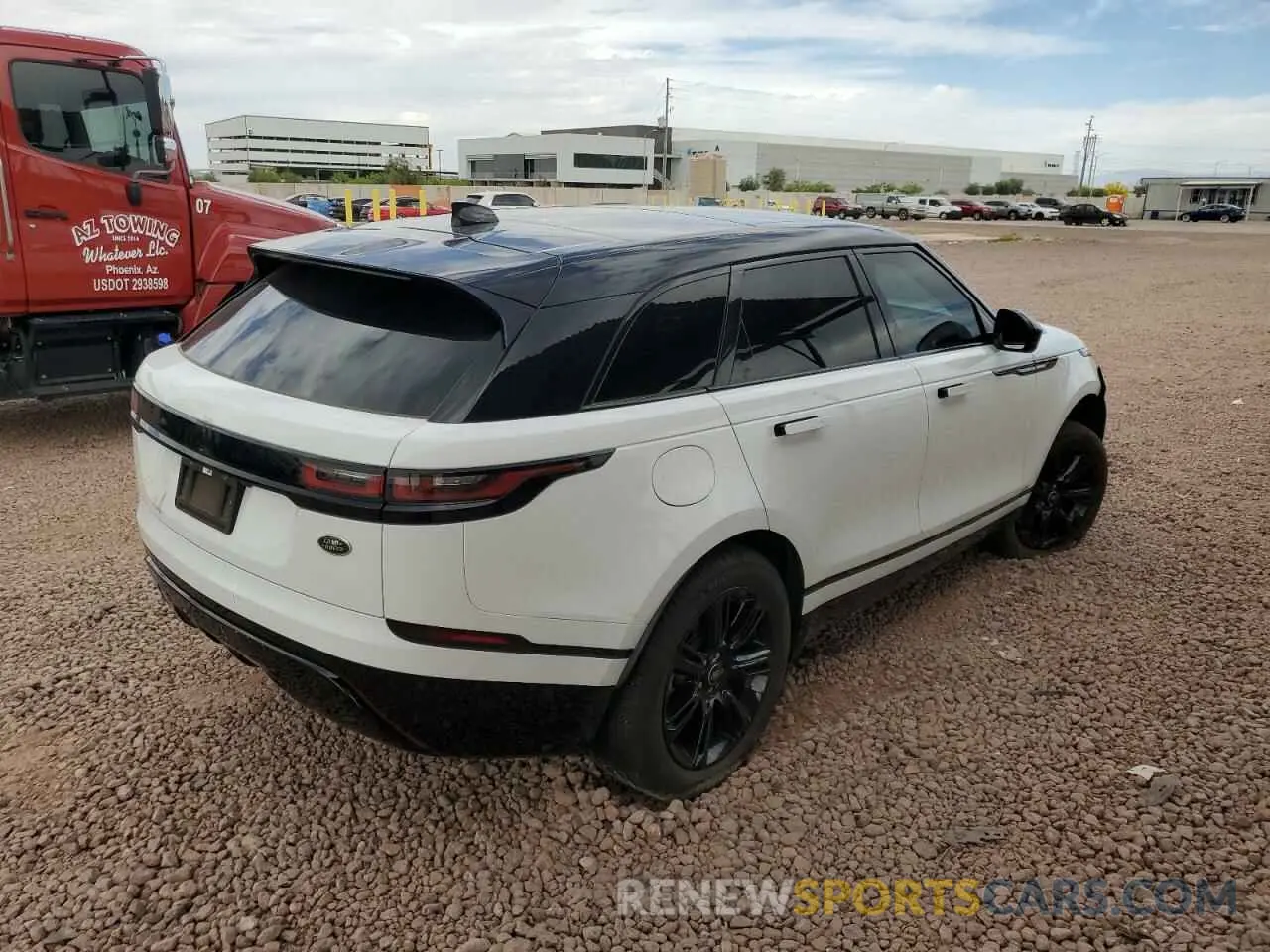 3 fotografías del automóvil dañado SALYT2EX1MA322859 LAND ROVER RANGEROVER 2021