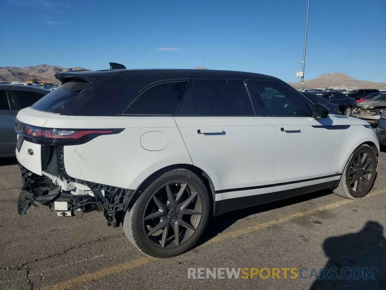 3 fotografías del automóvil dañado SALYT2EX2MA298717 LAND ROVER RANGEROVER 2021
