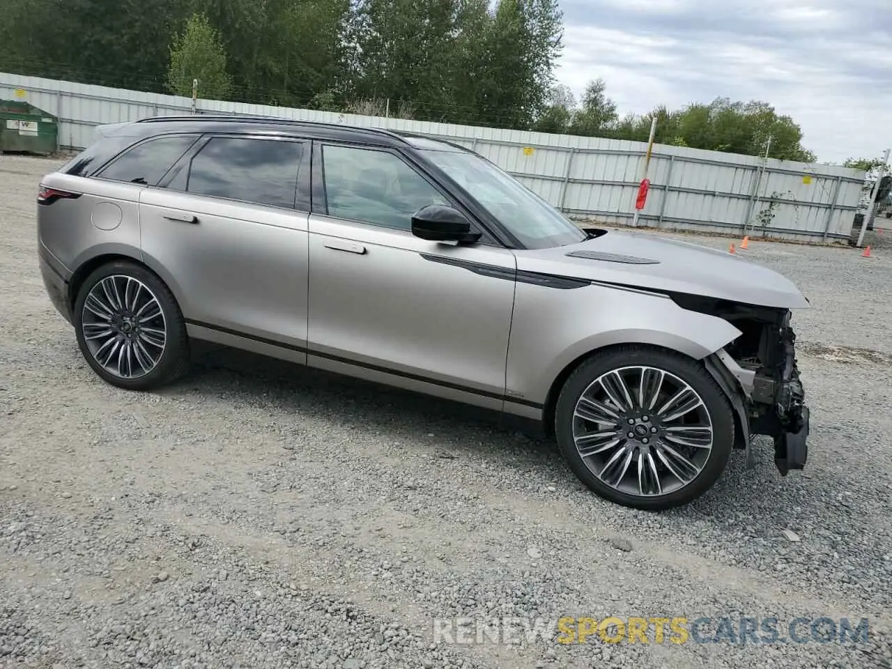 4 fotografías del automóvil dañado SALYT2EX2MA319937 LAND ROVER RANGEROVER 2021