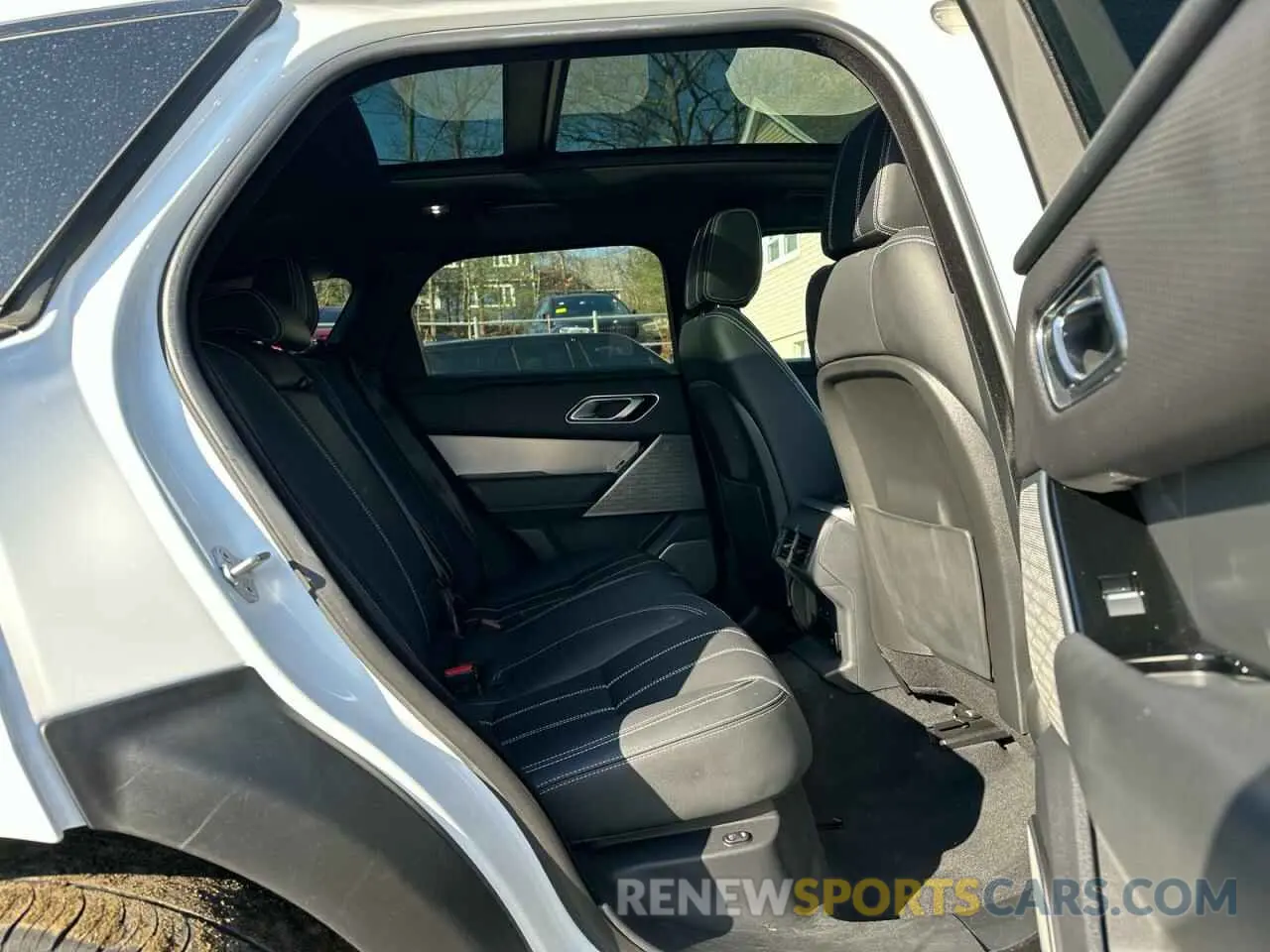 5 fotografías del automóvil dañado SALYT2EX3MA314049 LAND ROVER RANGEROVER 2021