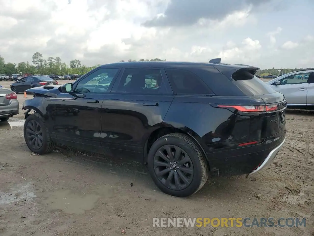 2 fotografías del automóvil dañado SALYT2EX5MA311136 LAND ROVER RANGEROVER 2021