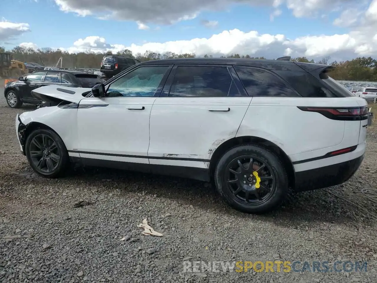 2 fotografías del automóvil dañado SALYT2EX8MA311275 LAND ROVER RANGEROVER 2021