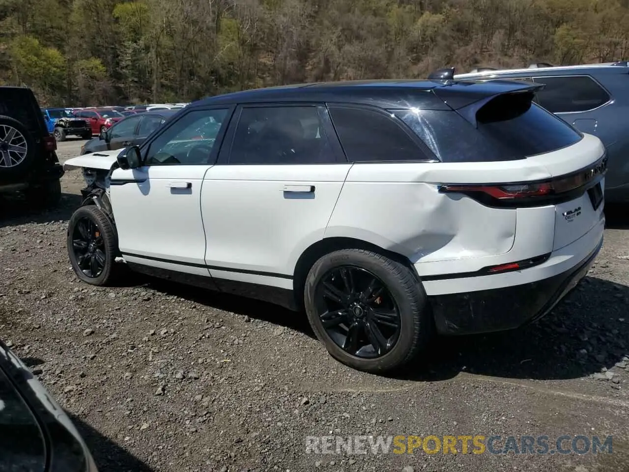 2 fotografías del automóvil dañado SALYT2EX9MA305713 LAND ROVER RANGEROVER 2021