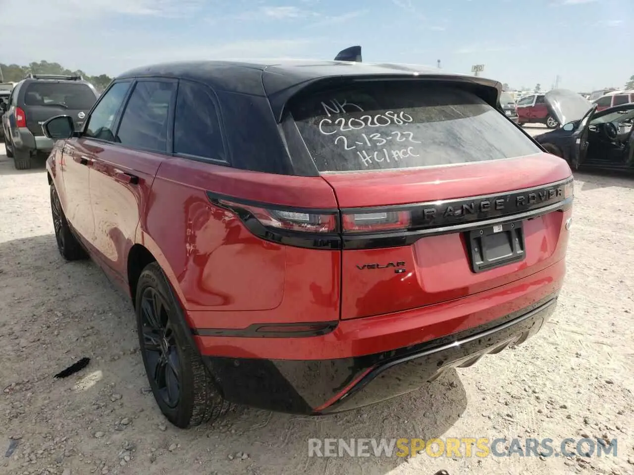 3 fotografías del automóvil dañado SALYT2EXXMA322617 LAND ROVER RANGEROVER 2021