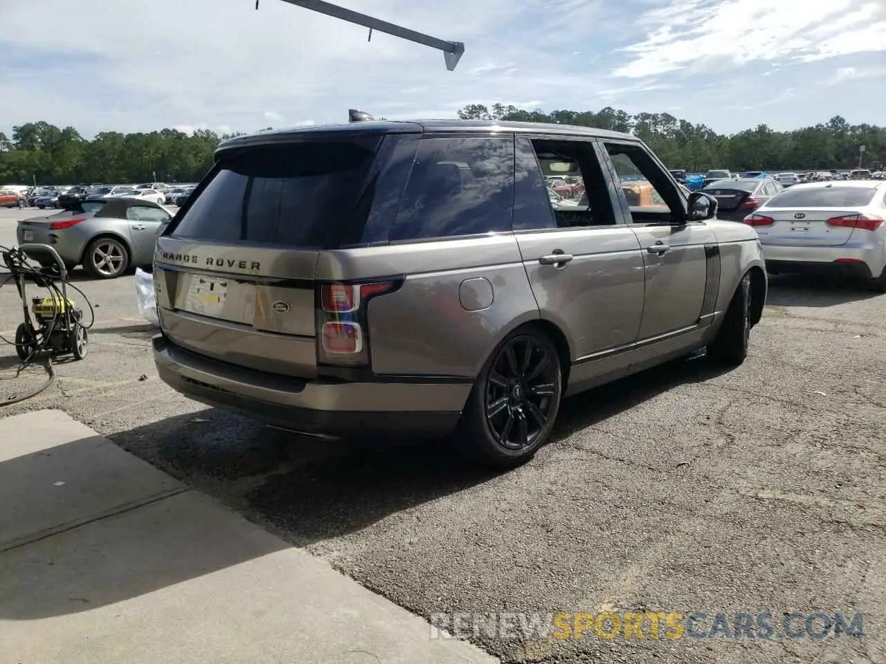 4 fotografías del automóvil dañado SALGS2RU5NA465832 LAND ROVER RANGEROVER 2022