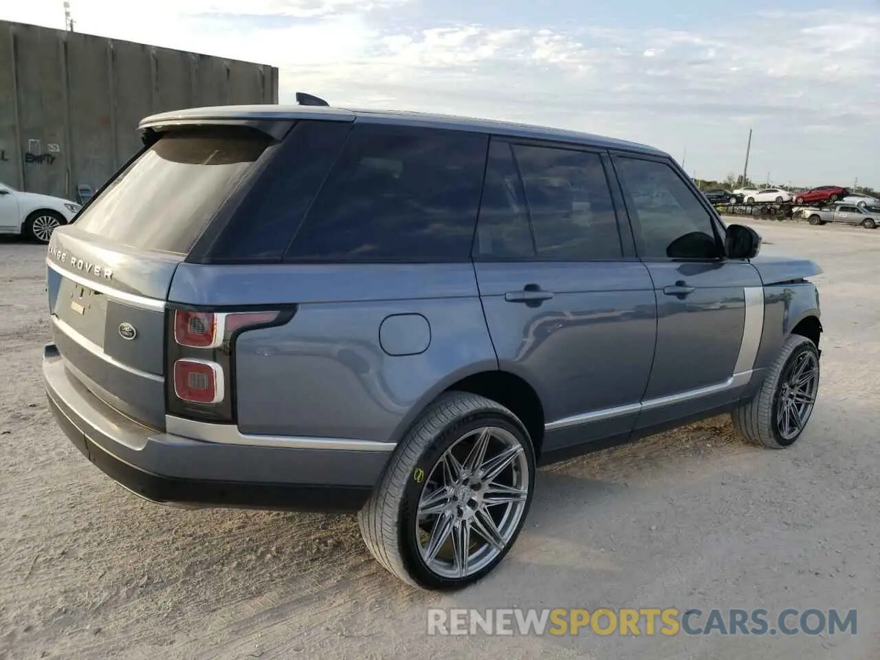 3 fotografías del automóvil dañado SALGS2SE5NA461072 LAND ROVER RANGEROVER 2022