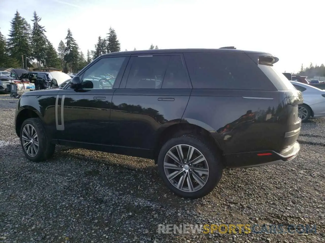 2 fotografías del automóvil dañado SALKP9FUXNA003520 LAND ROVER RANGEROVER 2022
