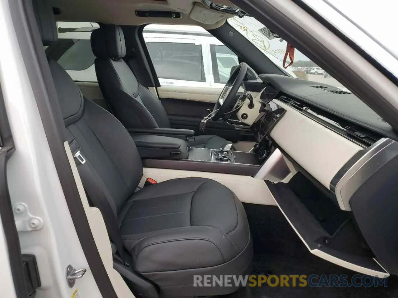 5 fotografías del automóvil dañado SALKPBE77NA002618 LAND ROVER RANGEROVER 2022
