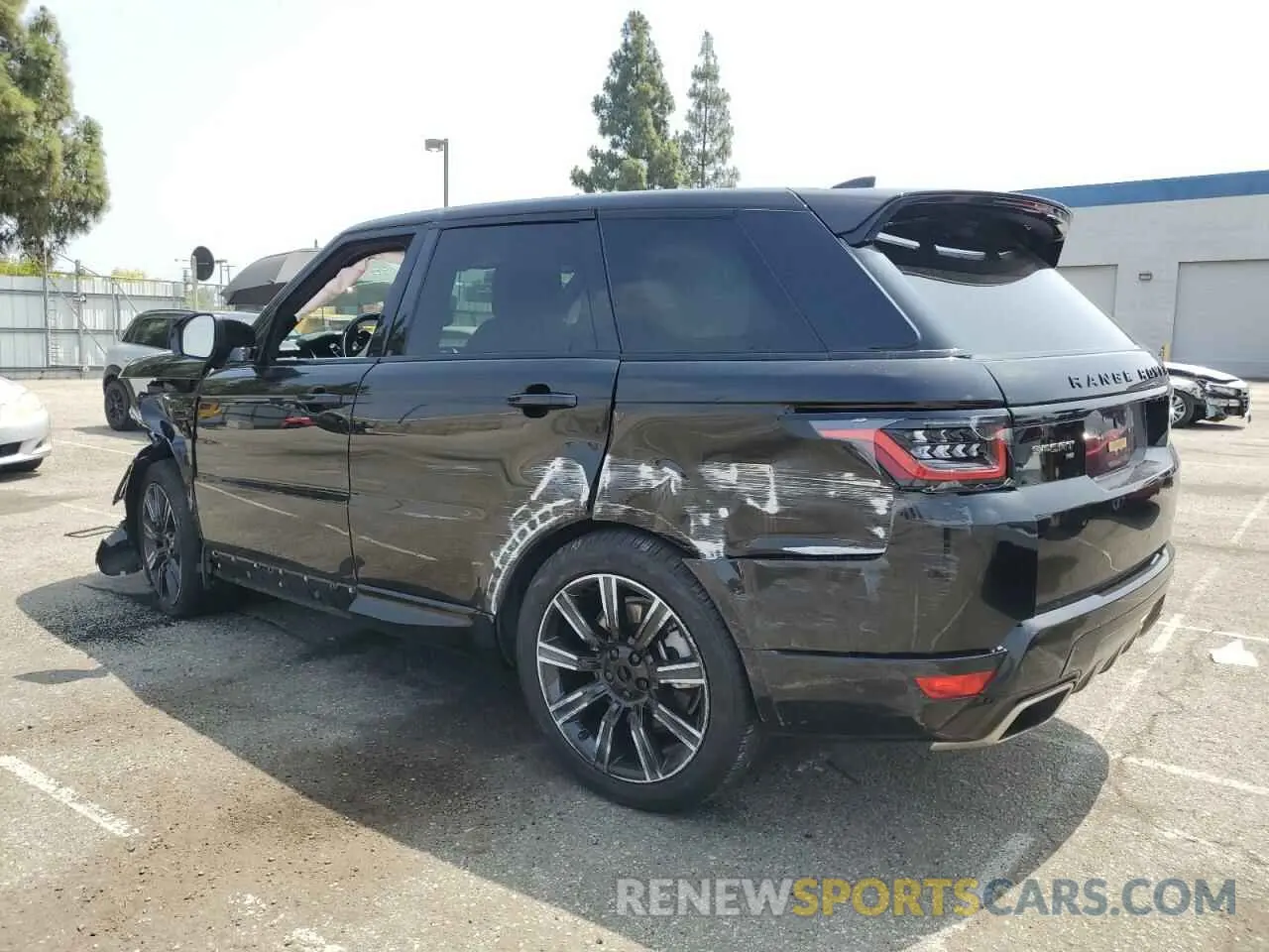 2 fotografías del automóvil dañado SALWR2SU3NA207360 LAND ROVER RANGEROVER 2022