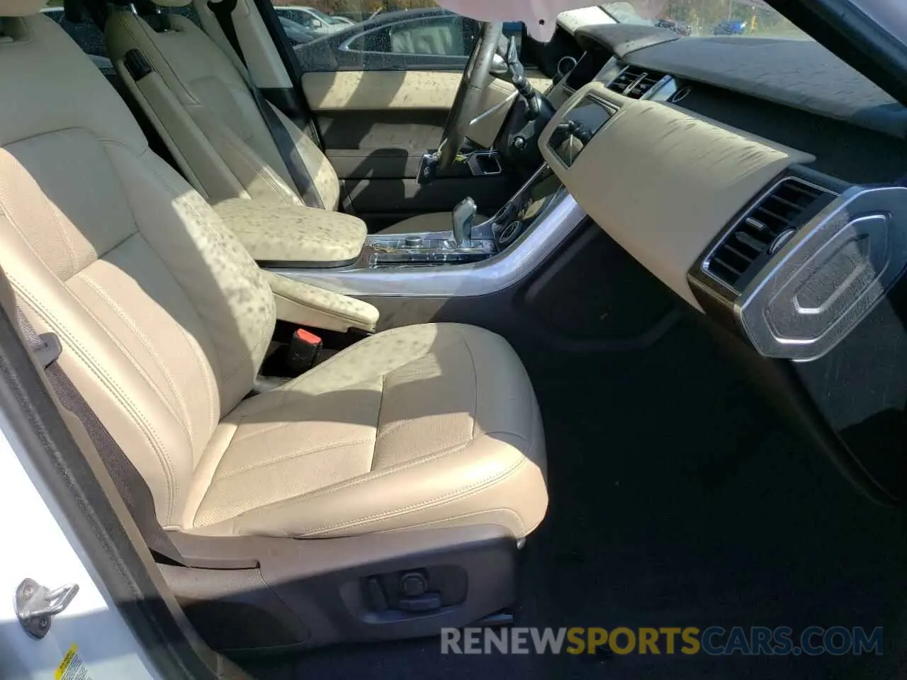 5 fotografías del automóvil dañado SALWR2SU3NA218701 LAND ROVER RANGEROVER 2022