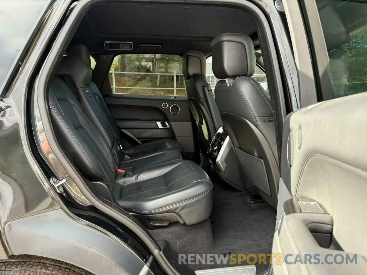 8 fotografías del automóvil dañado SALWR2SU8NA224431 LAND ROVER RANGEROVER 2022