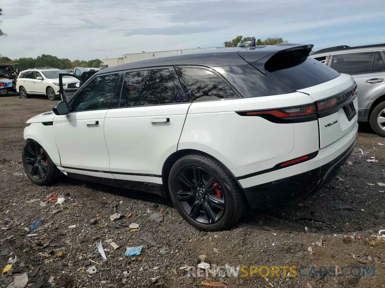 2 fotografías del automóvil dañado SALYT2EXXNA342139 LAND ROVER RANGEROVER 2022