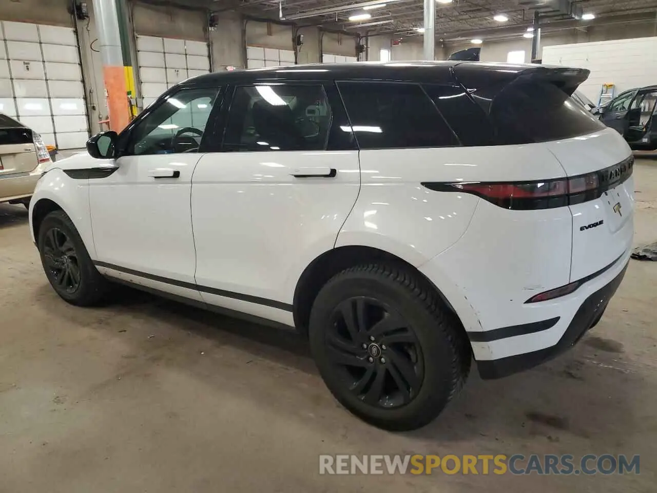 2 fotografías del automóvil dañado SALZJ2FX1NH167442 LAND ROVER RANGEROVER 2022