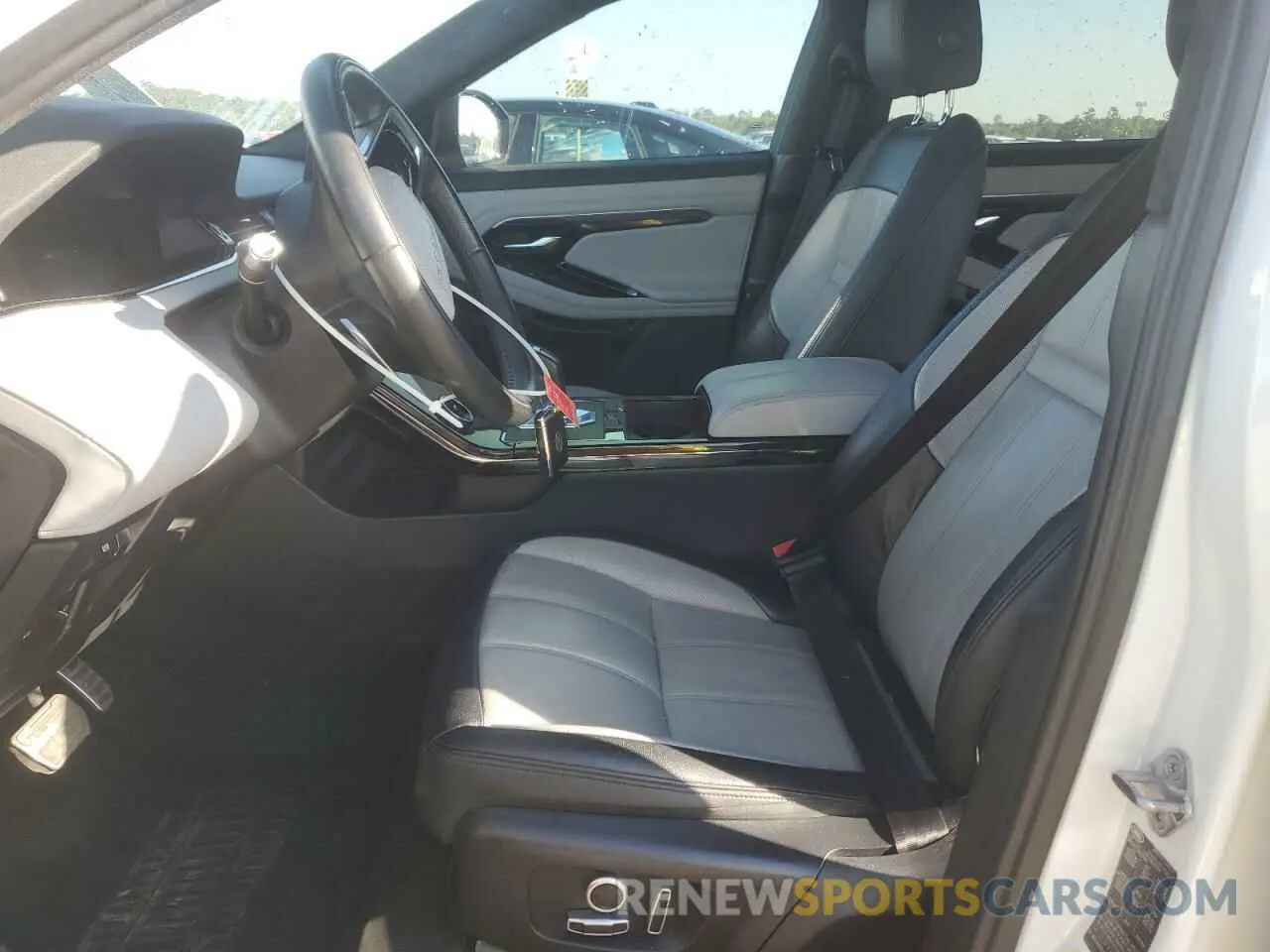 7 fotografías del automóvil dañado SALZL2FX1NH167421 LAND ROVER RANGEROVER 2022