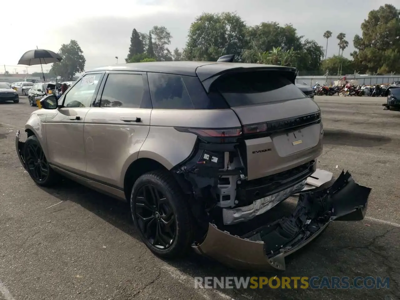 3 fotografías del automóvil dañado SALZP2FX0NH169486 LAND ROVER RANGEROVER 2022