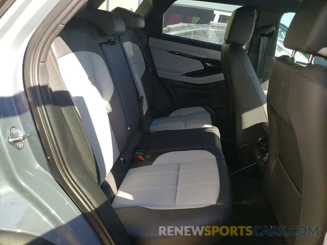 6 fotografías del automóvil dañado SALZT2FX6NH169813 LAND ROVER RANGEROVER 2022