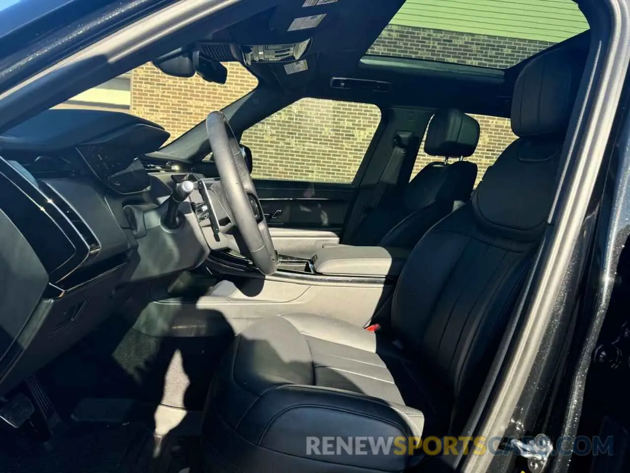 5 fotografías del automóvil dañado SAL1L9FU7PA134978 LAND ROVER RANGEROVER 2023