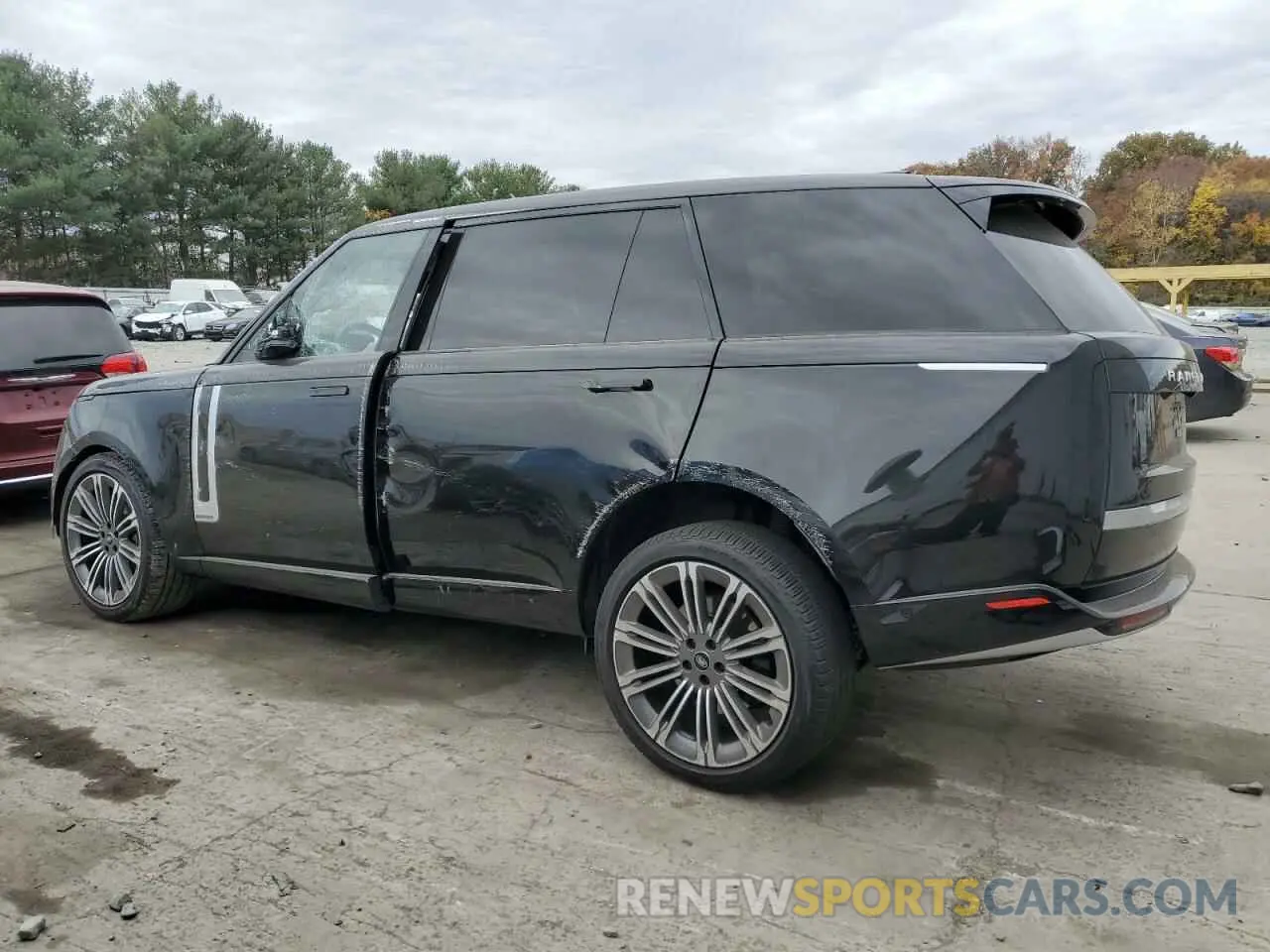 2 fotografías del automóvil dañado SALK1BE71PA026269 LAND ROVER RANGEROVER 2023