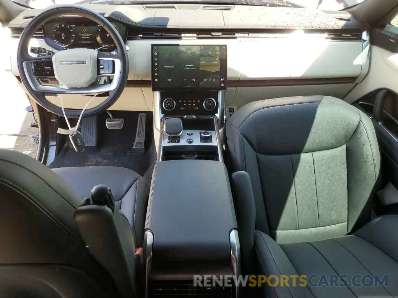 8 fotografías del automóvil dañado SALKP9E73PA083967 LAND ROVER RANGEROVER 2023