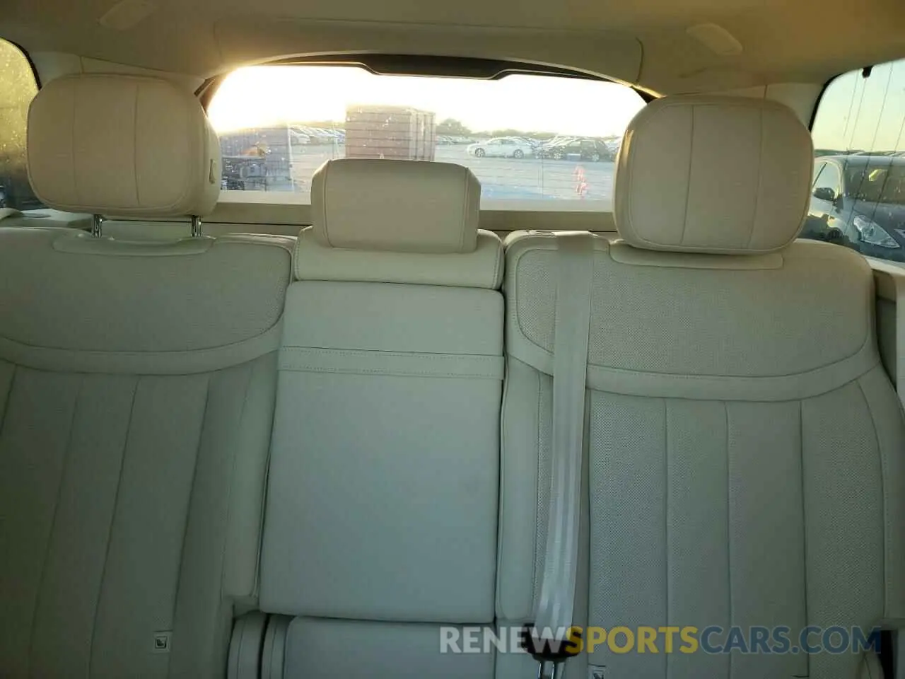 10 fotografías del automóvil dañado SALKP9E76PA034973 LAND ROVER RANGEROVER 2023
