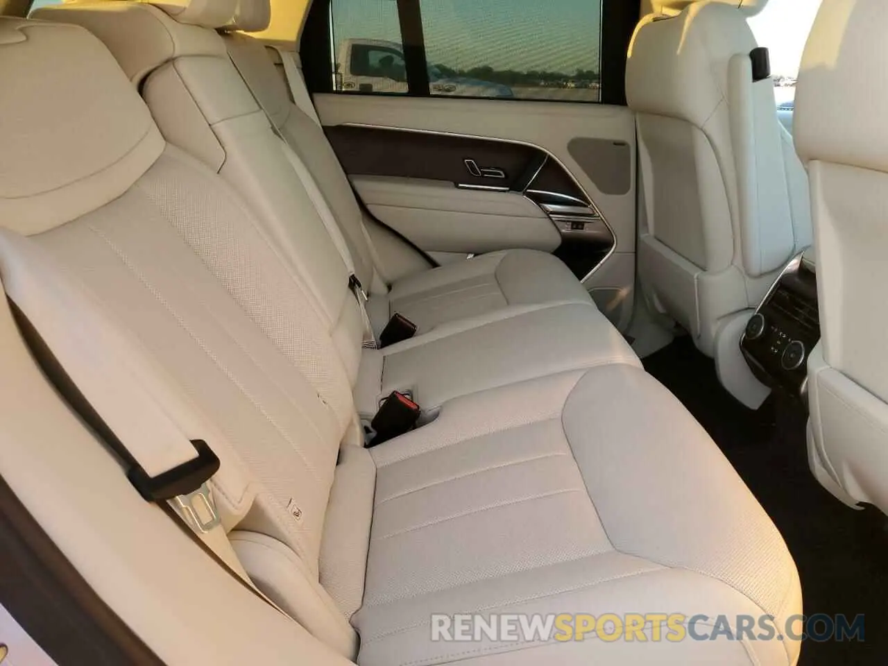 11 fotografías del automóvil dañado SALKP9E76PA034973 LAND ROVER RANGEROVER 2023
