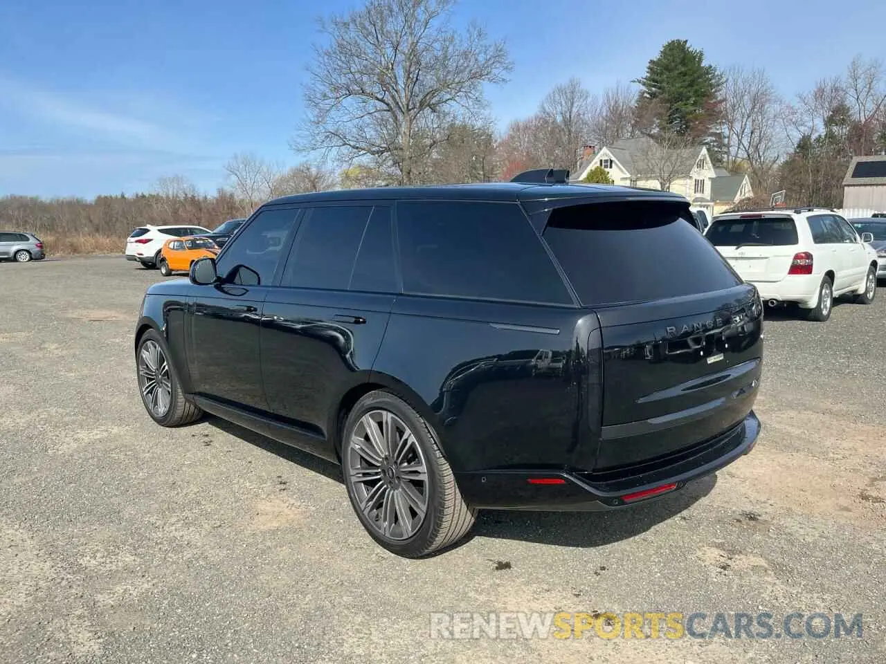 2 fotografías del automóvil dañado SALKP9E77PA037476 LAND ROVER RANGEROVER 2023