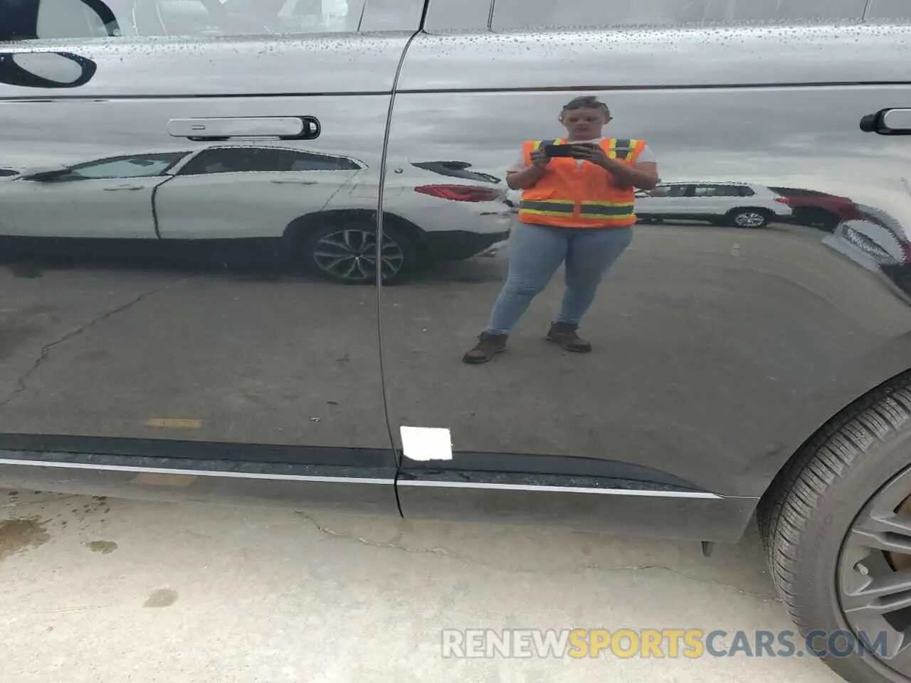 13 fotografías del automóvil dañado SALKP9E77PA077430 LAND ROVER RANGEROVER 2023