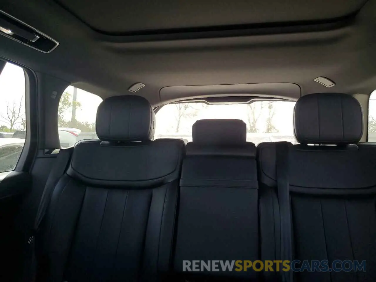 10 fotografías del automóvil dañado SALKP9FU6PA017742 LAND ROVER RANGEROVER 2023