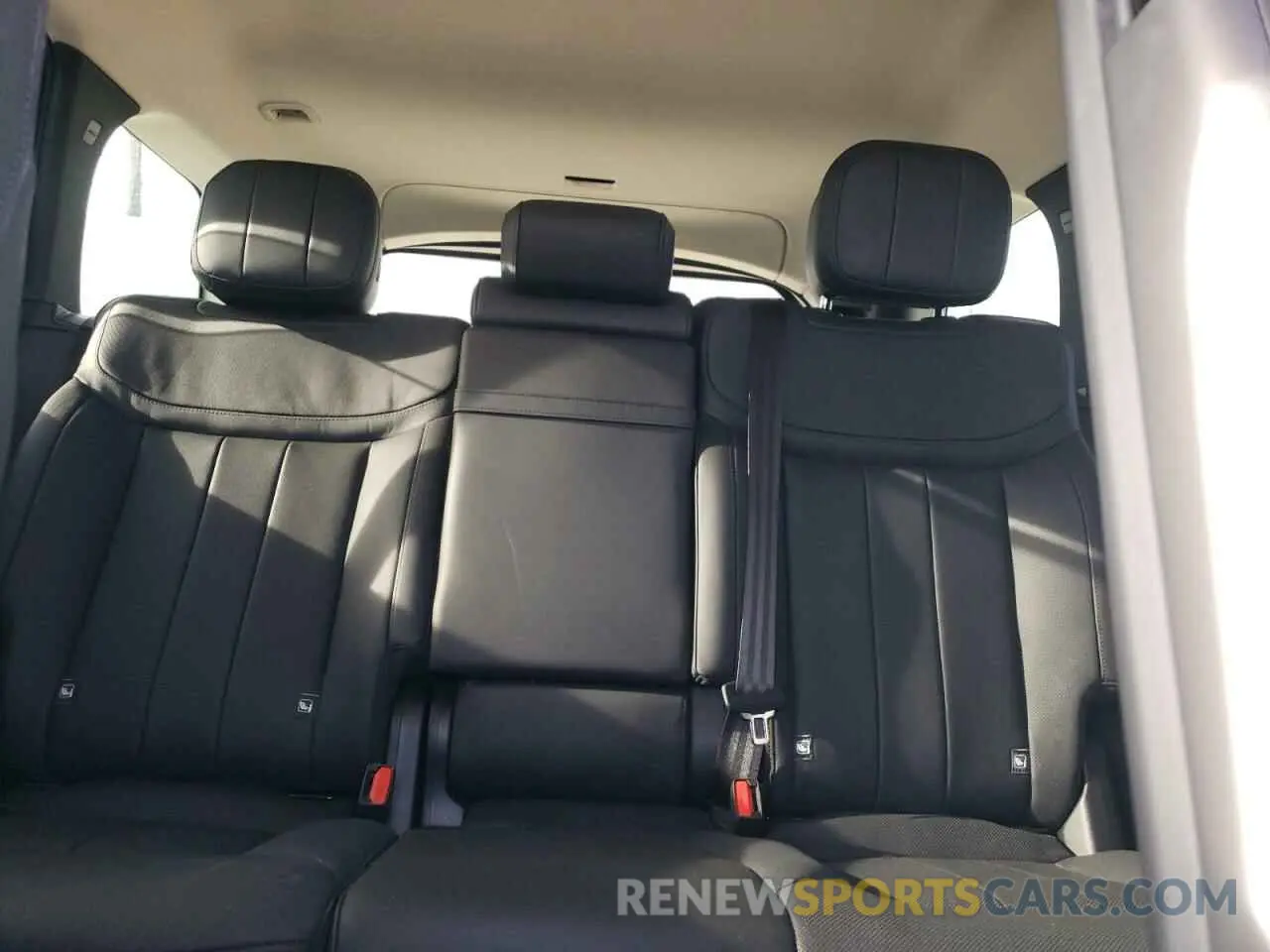 10 fotografías del automóvil dañado SALKPBFU3PA026941 LAND ROVER RANGEROVER 2023