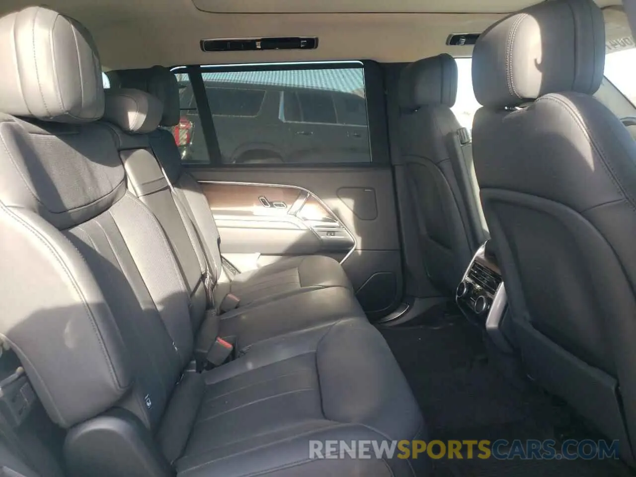11 fotografías del automóvil dañado SALKPBFU3PA026941 LAND ROVER RANGEROVER 2023
